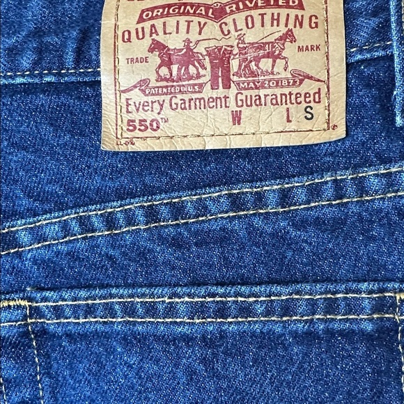 Levi's 550 Women's Relaxed fit Tapered Jeans - Dark Blue - Picture 4 of 6